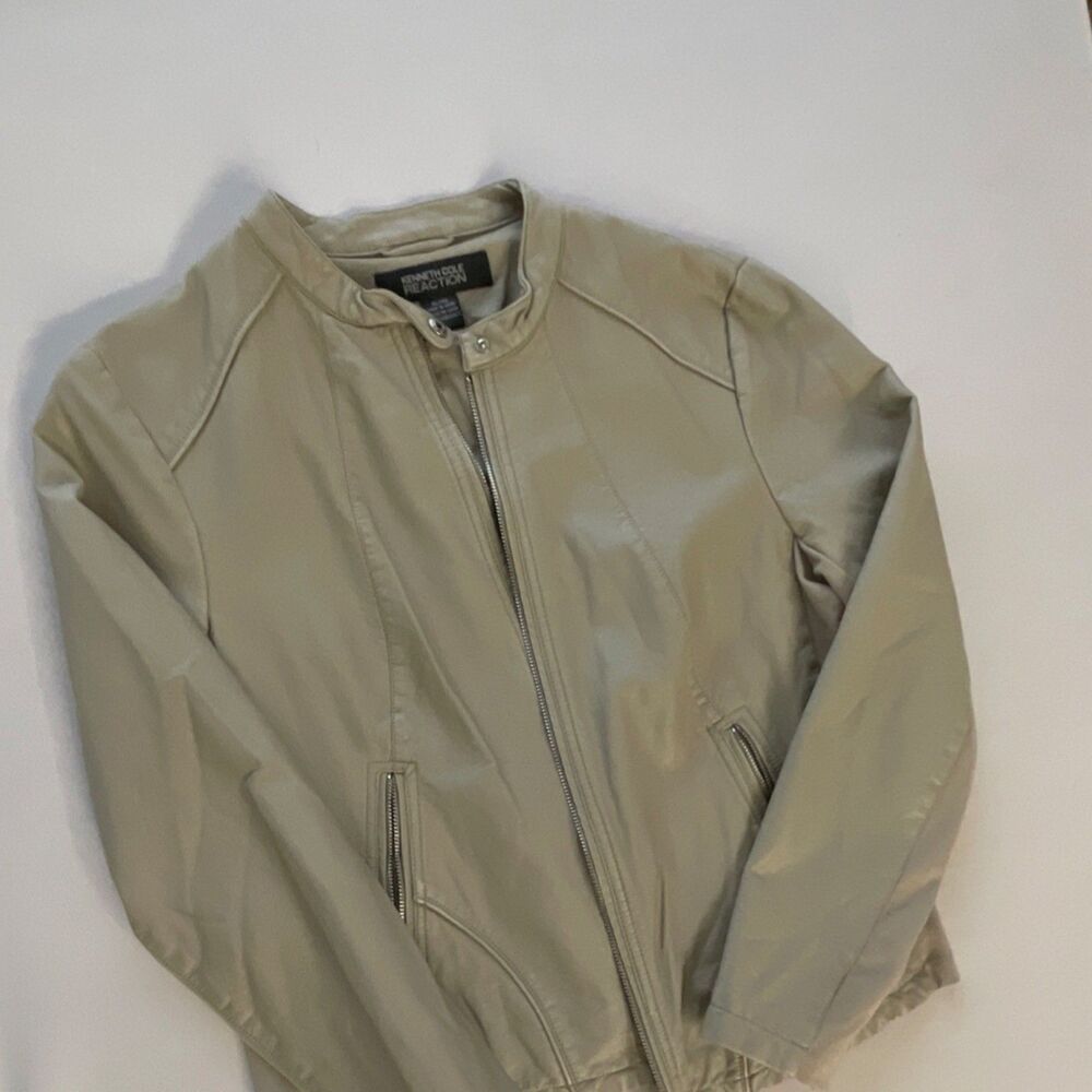 Kenneth Cole Reaction Women's Beige Short Lightweight Jacket XL Zip Button